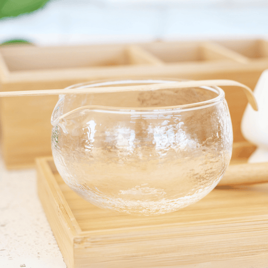 MATCHA GLASS BOWL WITH SPOUT