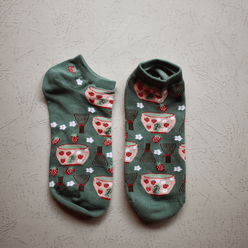 Strawberry Matcha Sockss